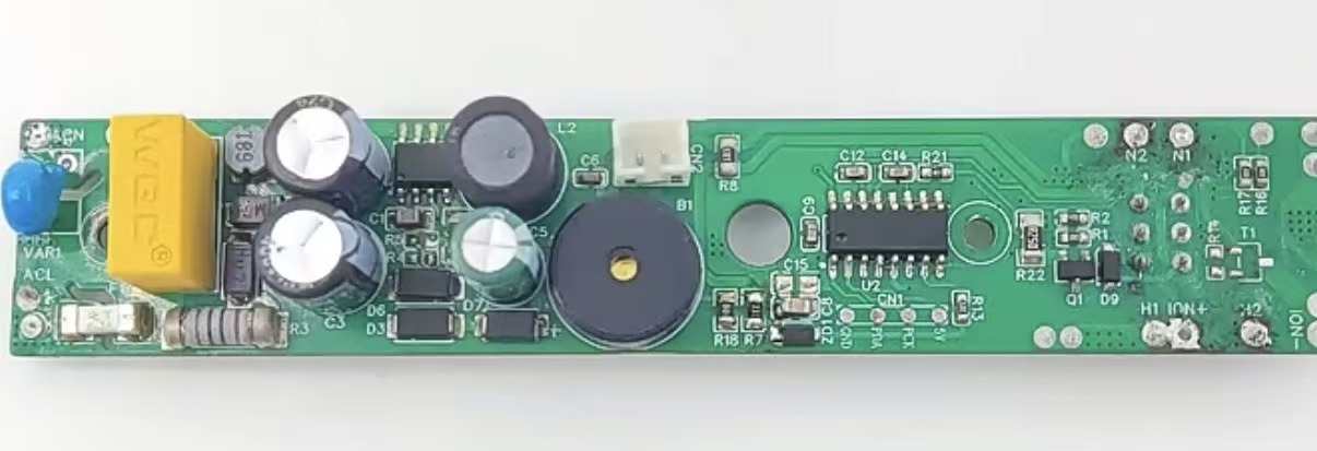 Long-format curling iron heater control PCB assembly